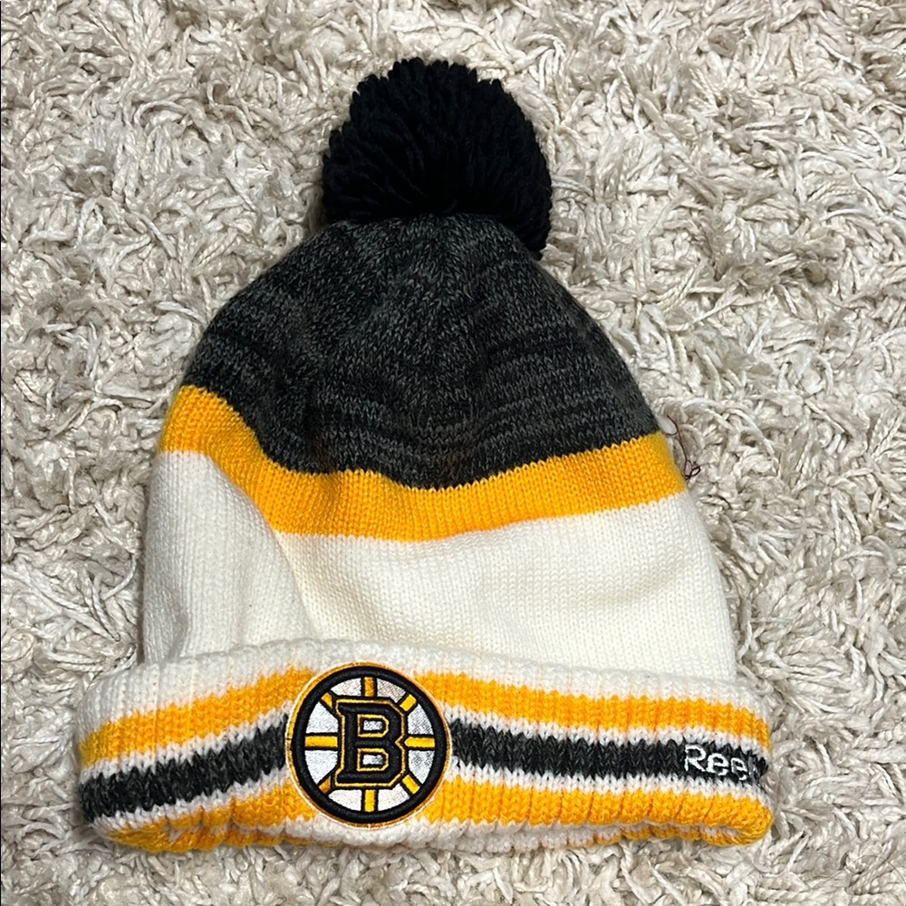 NHL Boston Bruins Black and Yellow Pom-Pom Beanie